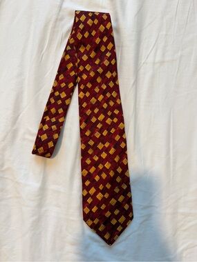 Men’s Canali Burgundy & Gold Patterned Silk Tie